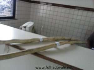 Madeira usada na agressão