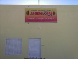 www.folhadovale.net