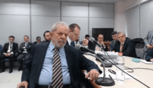 Lula presta depoimento a Sérgio Moro em Curitiba (Foto: Reprodução)